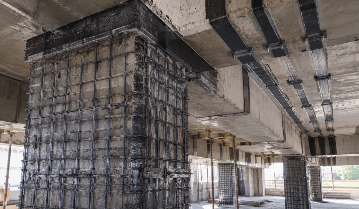Poteau et poutres béton renforcés
